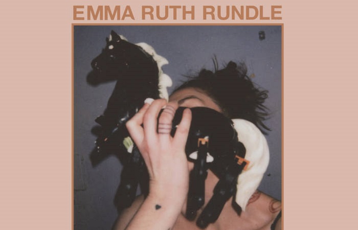 Songstress Emma Ruth Rundle Surprises With Knowing New Record, ‘On Dark Horses’